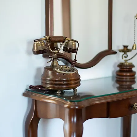 Baroque Art With Pool, Sauna And Gym *