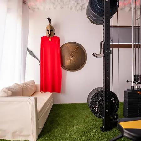 Baroque Art With Pool, Sauna And Gym * Pridraga