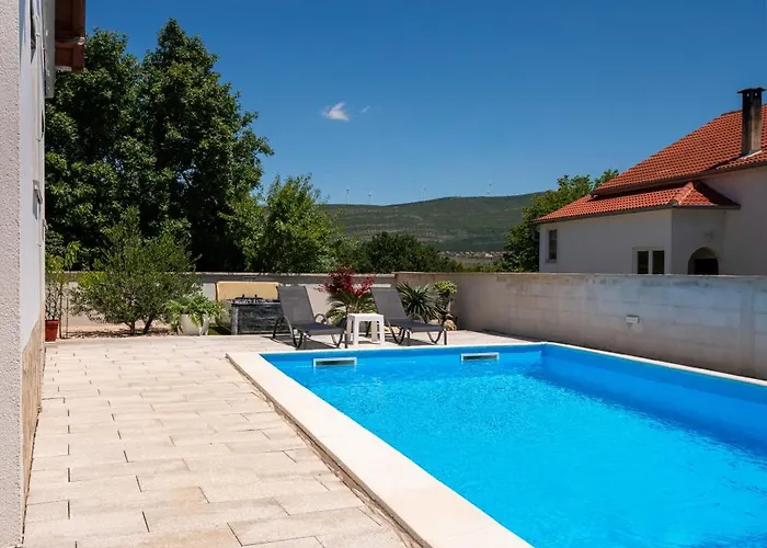 Baroque Art With Pool, Sauna And Gym Willa *